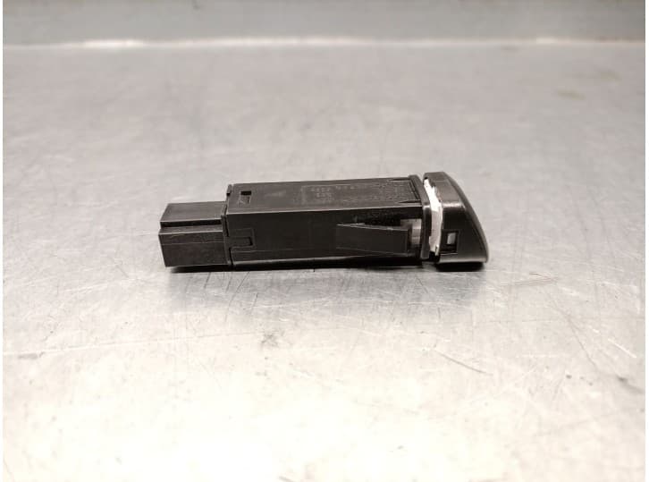 Recambio de warning para volvo v40 hatchback (525) d2 referencia OEM IAM 9123682 9123682 3