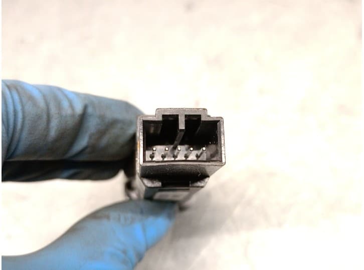 Recambio de warning para volvo v40 hatchback (525) d2 referencia OEM IAM 9123682 9123682 4