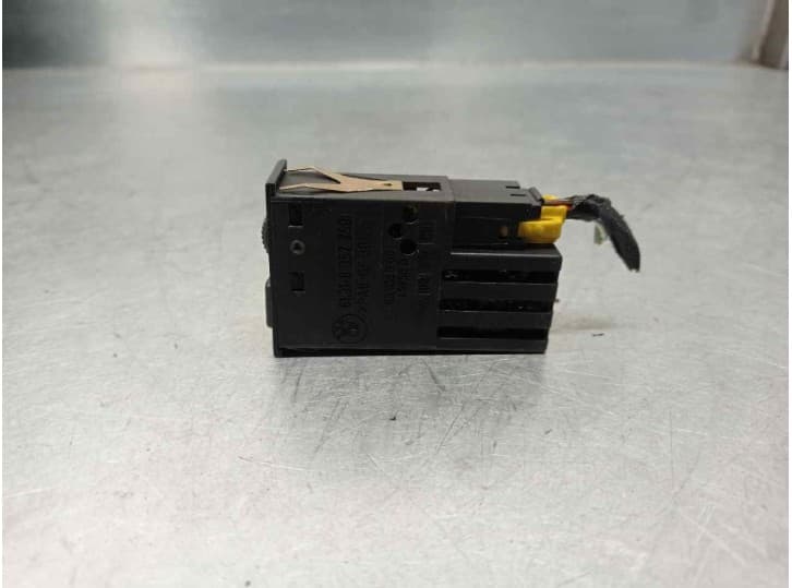 Recambio de interruptor para bmw 5 (e39) 525 tds referencia OEM IAM 61318352259 2