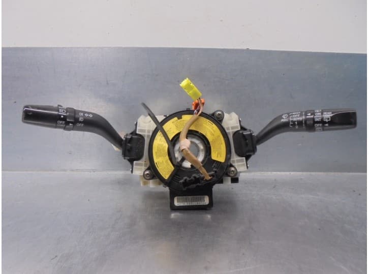 Recambio de mando luces para mazda 6 hatchback (gg) 2.0 (gges) referencia OEM IAM GJ6E661B1