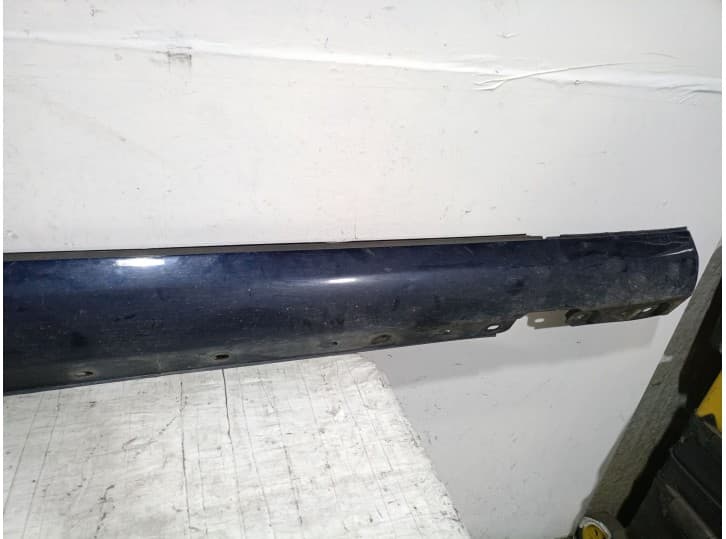 Recambio de faldon lateral para mini mini (r50, r53) one d referencia OEM IAM 5660702 3