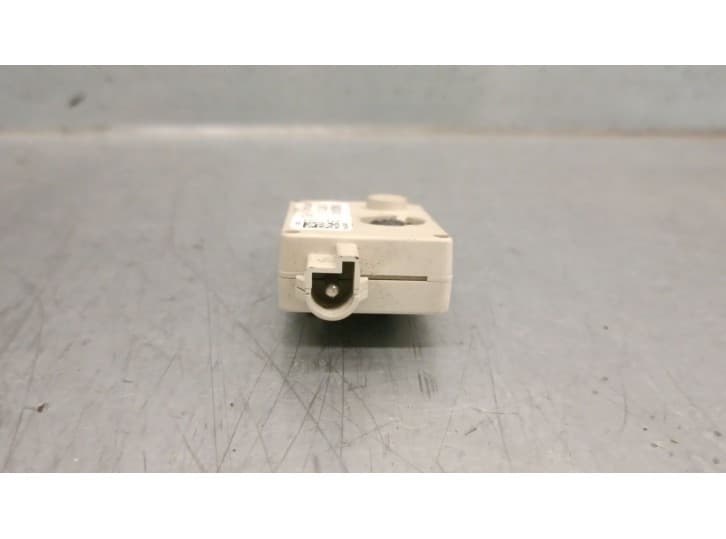 Recambio de antena para bmw 3 coupé (e92) 320 d referencia OEM IAM 6990090  21367510 2