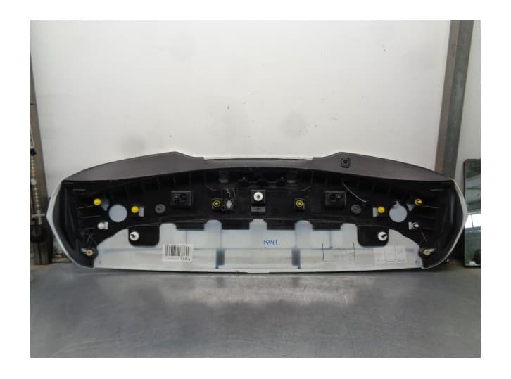 Recambio de aleron trasero para volvo v40 hatchback (525) d2 referencia OEM IAM 31253973 2