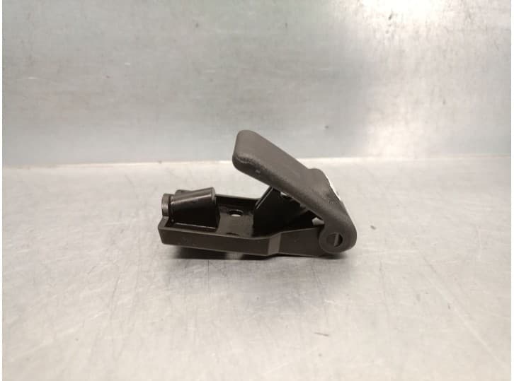 Recambio de cerradura capot para kia stonic (yb) 1.2 cvvt referencia OEM IAM 8118234000 2