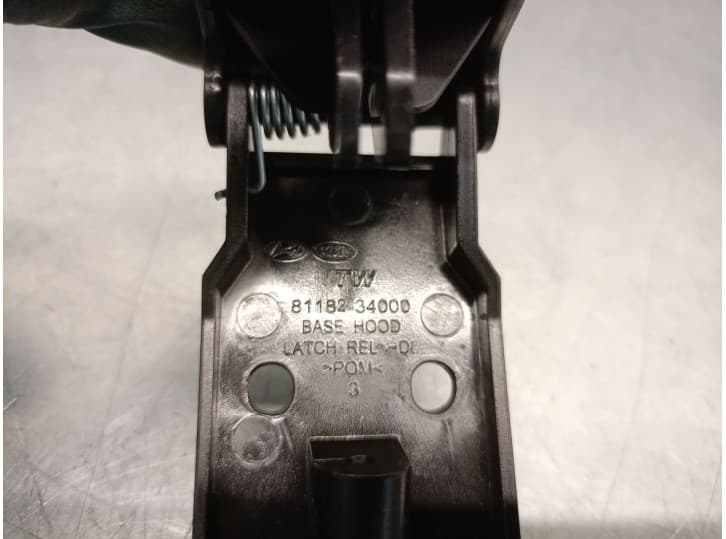 Recambio de cerradura capot para kia stonic (yb) 1.2 cvvt referencia OEM IAM 8118234000 4