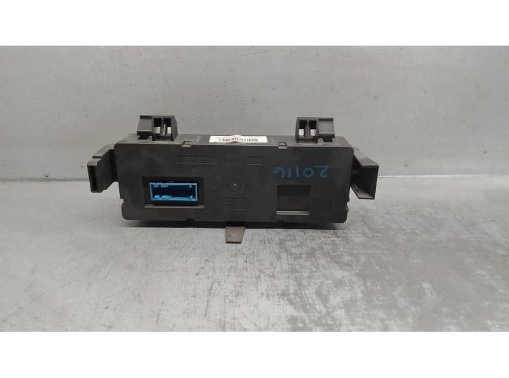 Recambio de mando climatizador para citroën c2 (jm_) 1.4 referencia OEM IAM 96533393XT 2