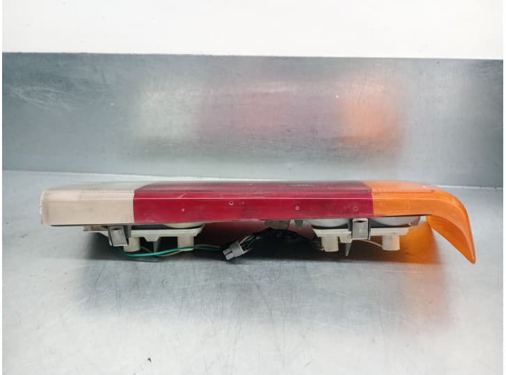 Recambio de piloto trasero derecho para talbot solara sx 1.6 referencia OEM IAM 6J2 6J2 3
