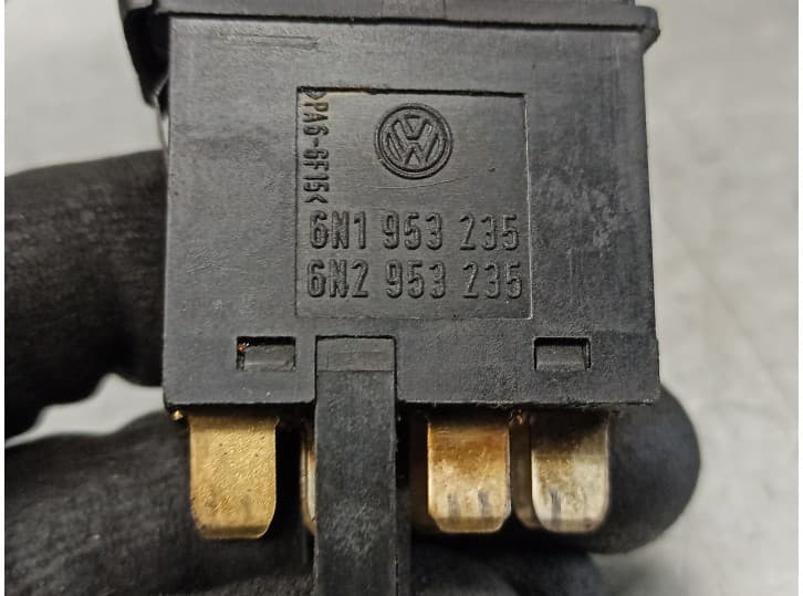Recambio de warning para volkswagen polo iii (6n1) 60 1.4 referencia OEM IAM 6N1853235 4