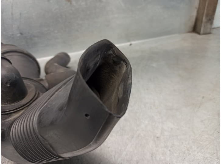 Recambio de tubo para bmw 5 (e39) 525 d referencia OEM IAM 7786221 3