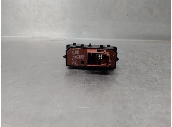 Recambio de mando para peugeot 5008 (0u_, 0e_) 1.6 hdi referencia OEM IAM 96656490XT 4