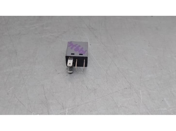Recambio de rele para citroën c1 ii (pa_, ps_) 1.0 vti 72 referencia OEM IAM 9008087021 3