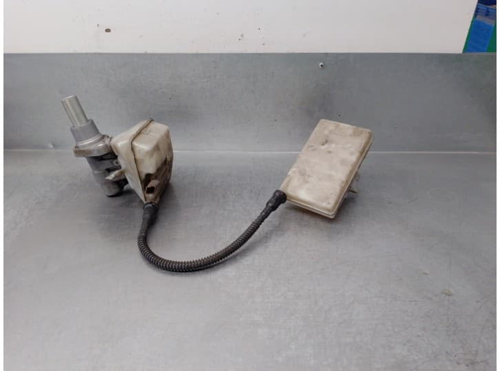 Recambio de bomba freno para peugeot 5008 (0u_, 0e_) 1.6 hdi referencia OEM IAM 9654002180 9