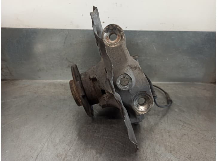 Recambio de mangueta delantera derecha para bmw 5 (e60) 530 d referencia OEM IAM 6760954 2