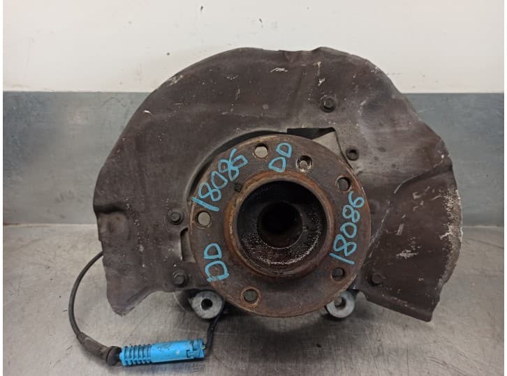 Recambio de mangueta delantera derecha para bmw 5 (e60) 530 d referencia OEM IAM 6760954 3