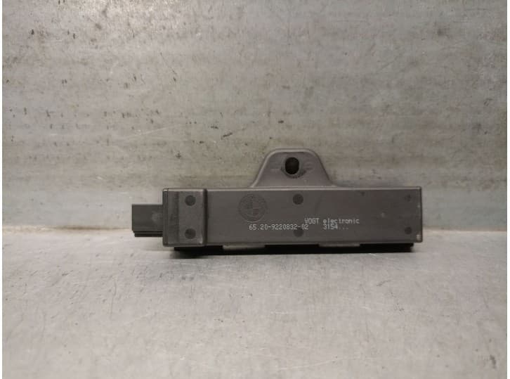 Recambio de antena para bmw 2 active tourer (f45) 218 d referencia OEM IAM 65209220832