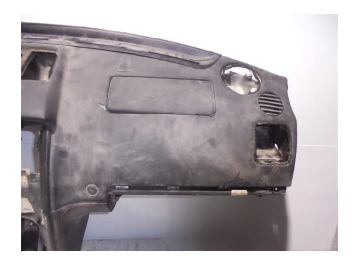 Recambio de salpicadero para maserati quattroporte referencia OEM IAM  DE PIEL NEGRA 2