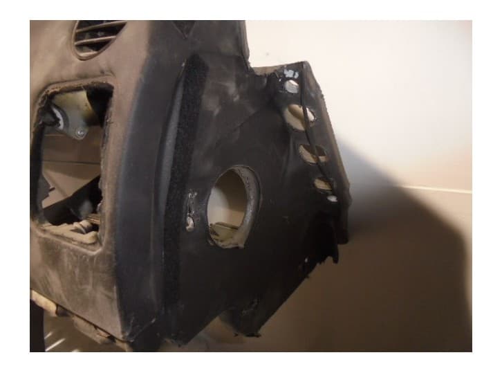 Recambio de salpicadero para maserati quattroporte referencia OEM IAM  DE PIEL NEGRA 3
