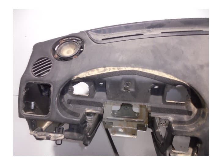 Recambio de salpicadero para maserati quattroporte referencia OEM IAM  DE PIEL NEGRA 4