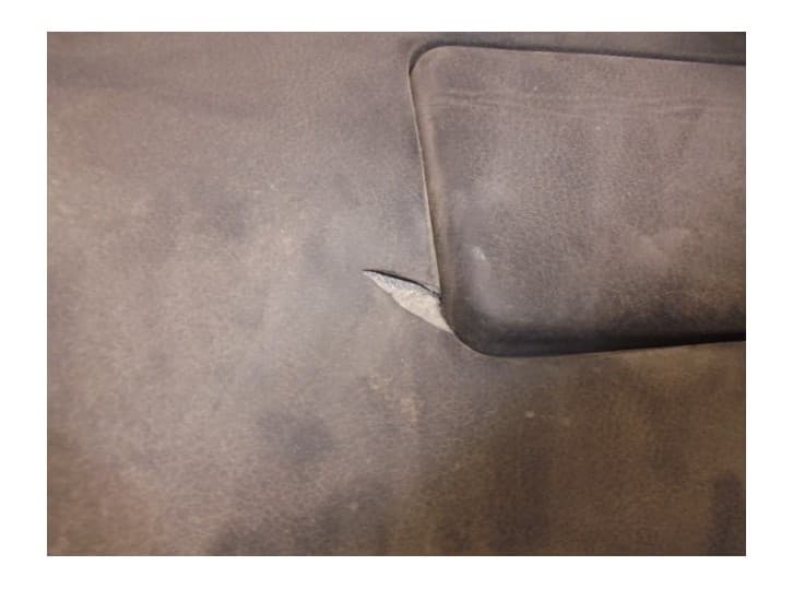 Recambio de salpicadero para maserati quattroporte referencia OEM IAM  DE PIEL NEGRA 8