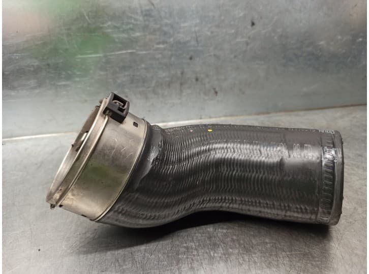 Recambio de tubo para volvo v40 hatchback (525) d2 referencia OEM IAM 31338545