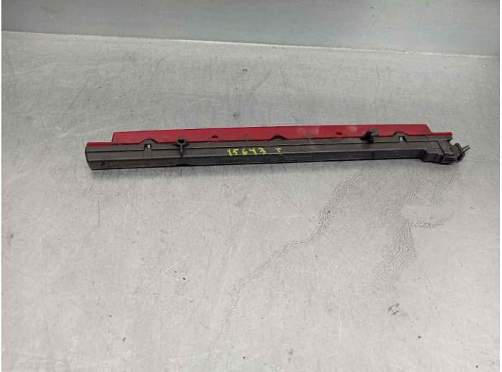 Recambio de luz central de freno para audi a3 (8l1) 1.6 referencia OEM IAM 8D9945097B 2
