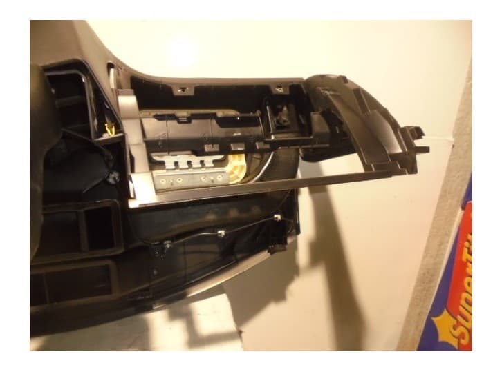 Recambio de salpicadero para kia picanto i (sa) 1.0 referencia OEM IAM 8471007105EQ NEGRO 10