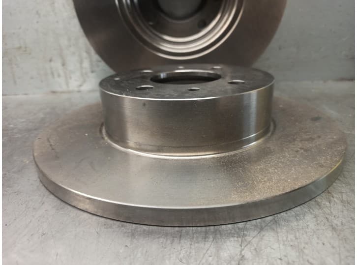 Recambio de disco freno trasero para fiat regata berlina referencia OEM IAM 6017273 3