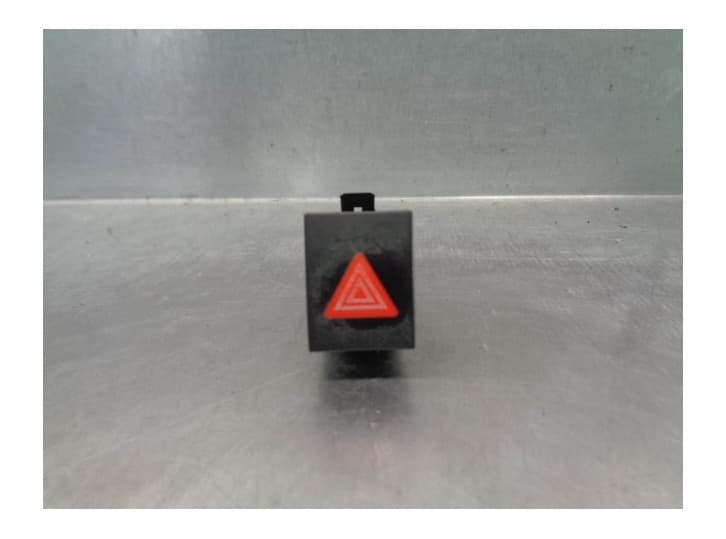 Recambio de warning para volkswagen polo iv (9n_, 9a_) 1.4 tdi referencia OEM IAM 6Q0953235A