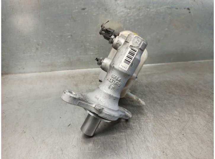 Recambio de bomba freno para ford ka (ru8) 1.2 referencia OEM IAM 32069666 32069666 TRW 3