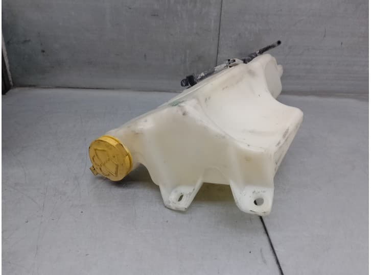 Recambio de deposito limpia para ford ranger (et) 2.5 tddi referencia OEM IAM UR5667480 2