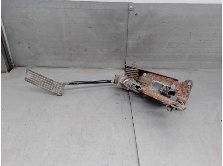 Recambio de potenciometro pedal para ford ranger (et) 2.5 tddi referencia OEM IAM 4387561