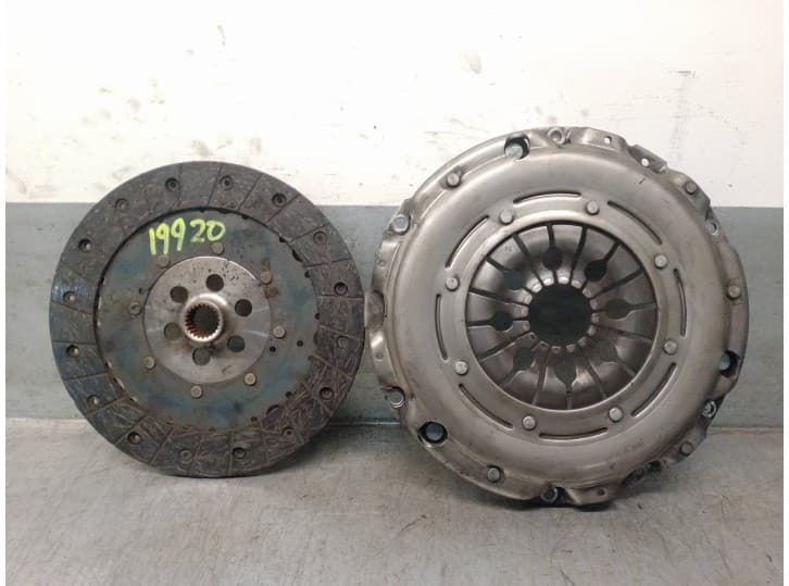 Recambio de kit embrague para volvo c30 (533) 1.6 d referencia OEM IAM 31256717  VALEO
