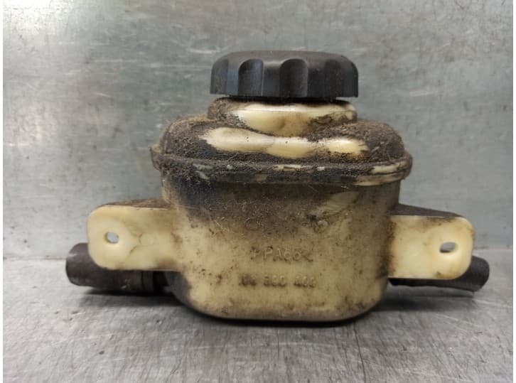 Recambio de deposito servo para daewoo tacuma (u100) 2.0 referencia OEM IAM 96390409 2
