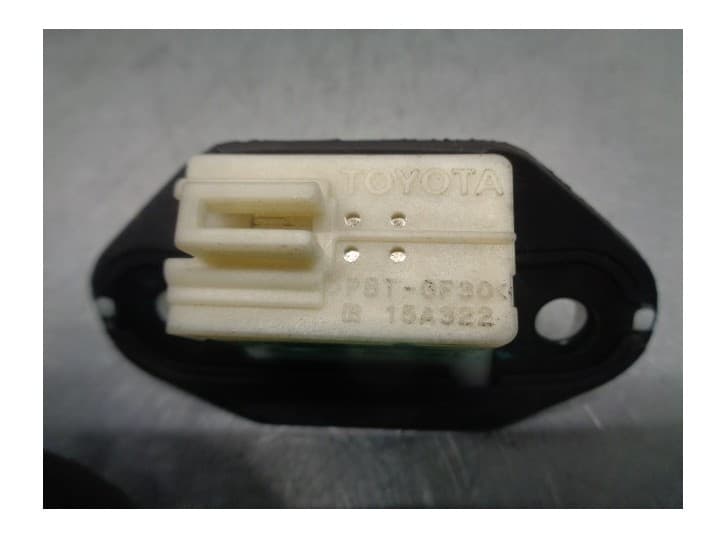 Recambio de maneta exterior porton para lexus ls (_f3_) 430 (ucf30) referencia OEM IAM 15A322 3