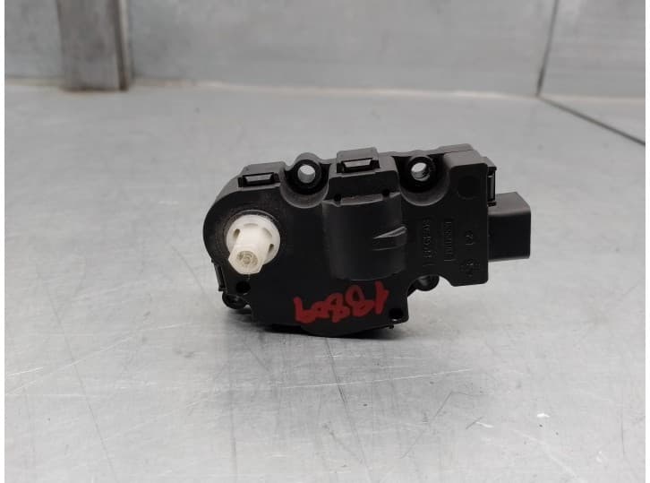Recambio de motor calefaccion para bmw 5 (f10) 525 d referencia OEM IAM 26022010 2