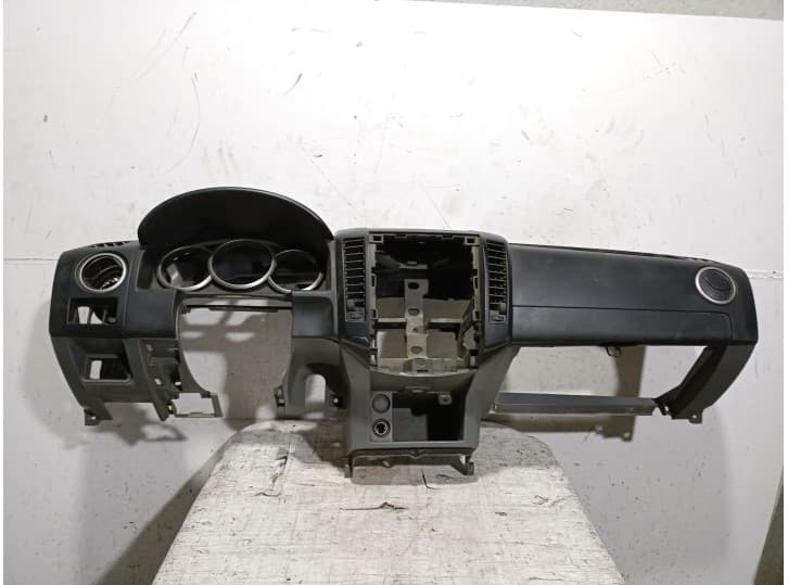 Recambio de salpicadero para ford ranger (et) 2.5 tddi referencia OEM IAM 1556744 1556744