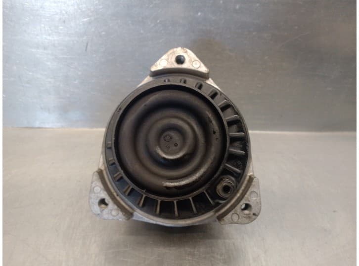 Recambio de soporte motor para bmw 5 (f10) 525 d referencia OEM IAM 68623513 22116777371 4