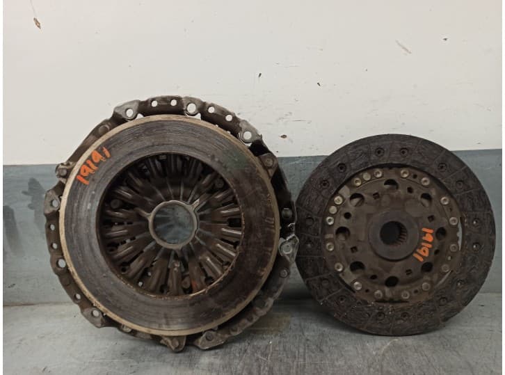 Recambio de kit embrague para bmw 1 (f21) 116 d referencia OEM IAM 21217614326 2