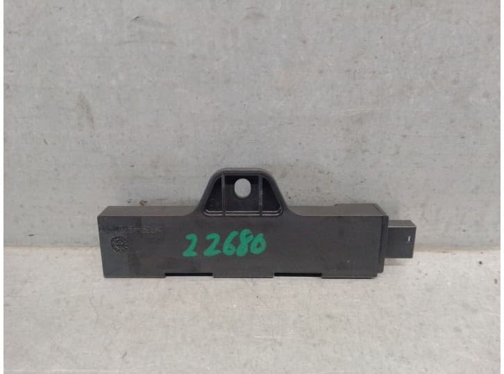 Recambio de antena para bmw x1 (f48) sdrive 16 d referencia OEM IAM 6520922083202 2