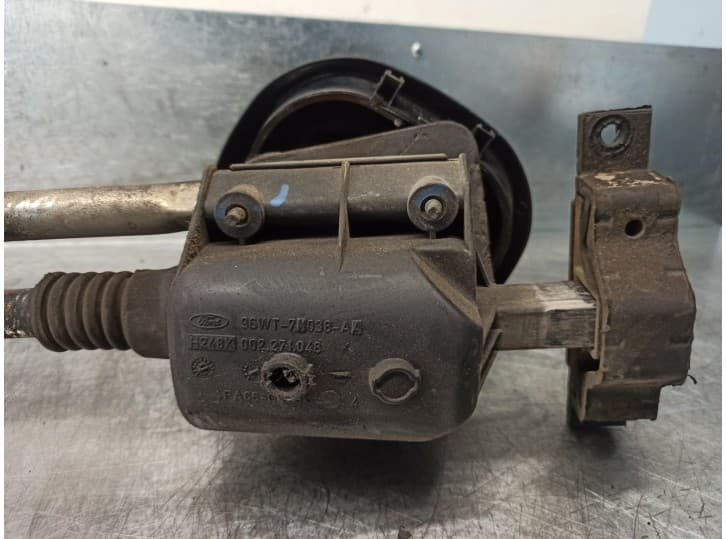 Recambio de palanca cambio para ford ka (rb_) 1.6 i referencia OEM IAM 1061515 1061515 2