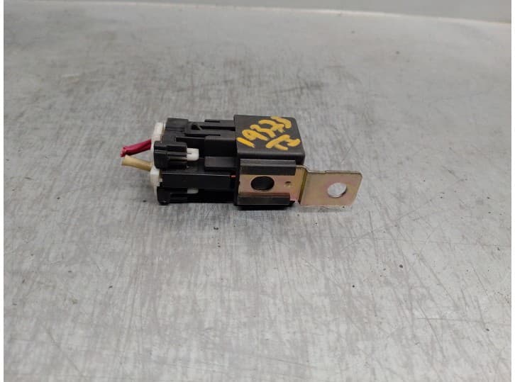 Recambio de rele para hyundai coupe i (rd) 1.6 16v referencia OEM IAM 9521029500 2