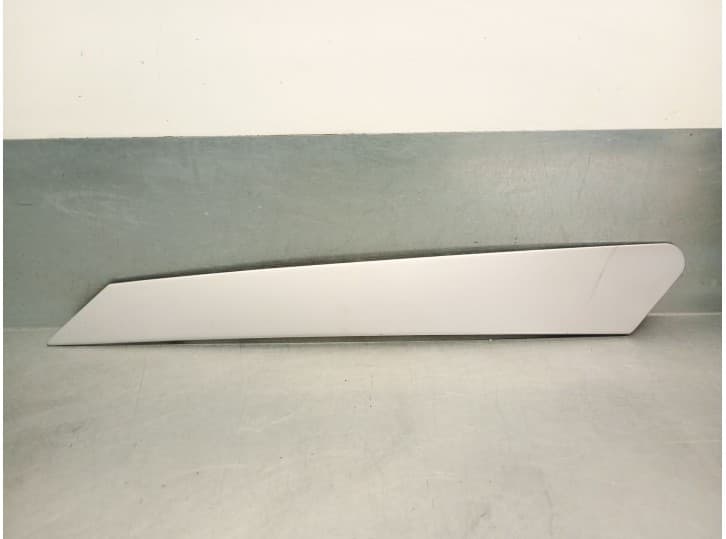 Recambio de molduras traseras para talbot solara sx 1.6 referencia OEM IAM 6J2
