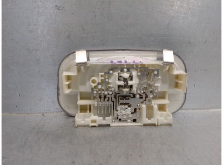 Recambio de luz interior para peugeot 5008 (0u_, 0e_) 1.6 hdi referencia OEM IAM 9682063980 2