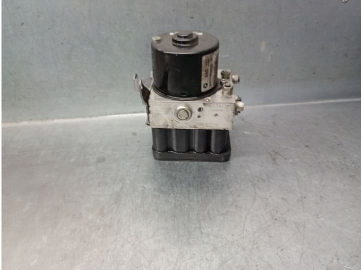 Recambio de abs para bmw 3 (e90) 320 d referencia OEM IAM 34516789300 34512460468 3