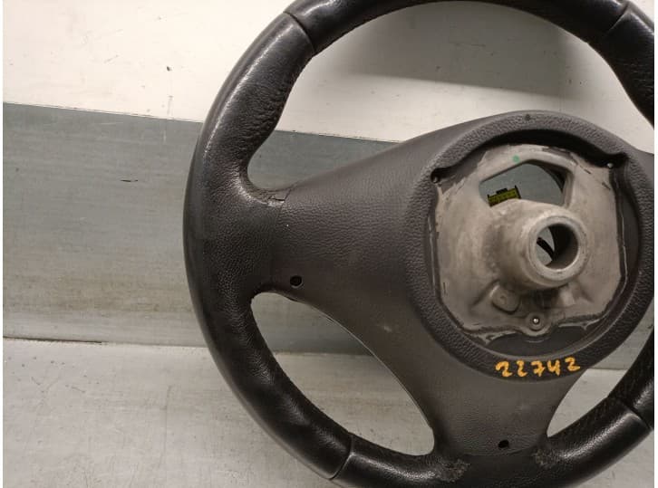 Recambio de volante para bmw 3 (e90) 320 d referencia OEM IAM 679557401 32306795570 9