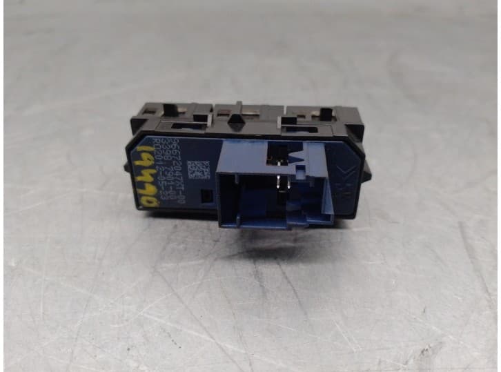 Recambio de mando para peugeot 5008 (0u_, 0e_) 1.6 hdi referencia OEM IAM 96672047XT 2