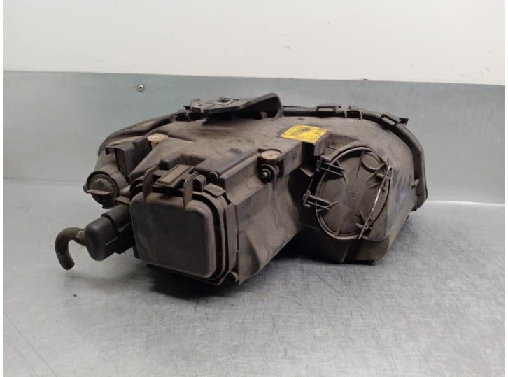 Recambio de faro izquierdo para audi a3 (8p1) 2.0 tdi 16v referencia OEM IAM 8P0941003A 2