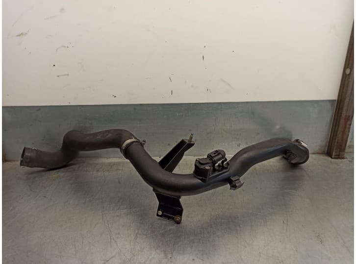 Recambio de tubo para volkswagen passat b5 (3b2) 1.9 tdi referencia OEM IAM 8D0145840L 2