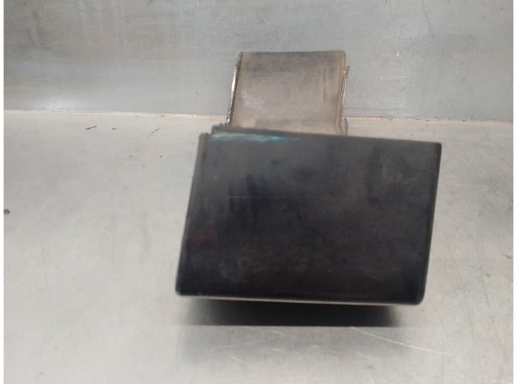 Recambio de molduras traseras para volvo xc90 i (275) d5 awd referencia OEM IAM 30698133 4