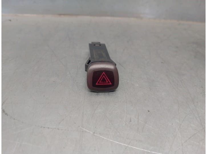 Recambio de warning para volvo xc90 i (275) d5 awd referencia OEM IAM 30739319